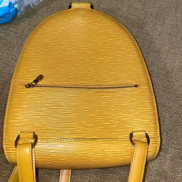 Louis Vuitton Yellow Épi Leather Backpack.VGUC 100% Authentic